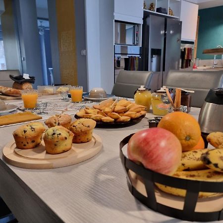 مبيت وإفطار Piégut-Pluviers L'Atrium المظهر الخارجي الصورة