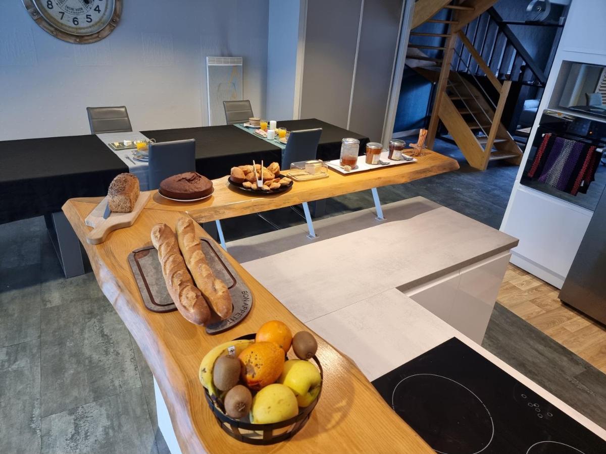 مبيت وإفطار Piégut-Pluviers L'Atrium المظهر الخارجي الصورة